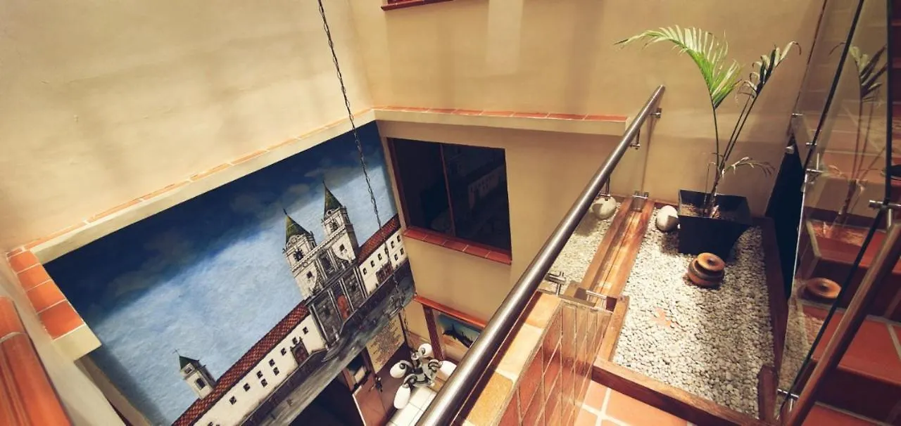 Hotel Marsella Quito Couette-café